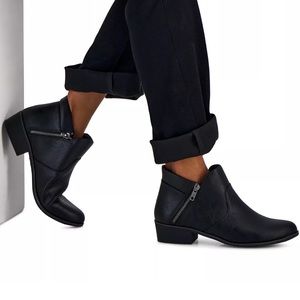 🆕 Sun & Stone Black Leather Booties